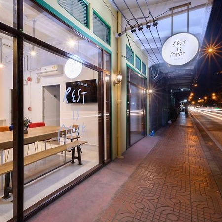 Rest Is More Hostel Bangkok Exterior photo